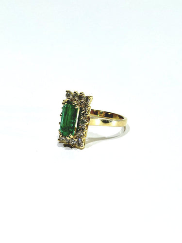 Bague 54.5 Bague en or jaune 18 carats avec émeraude et diamants 58 Facettes 1746698