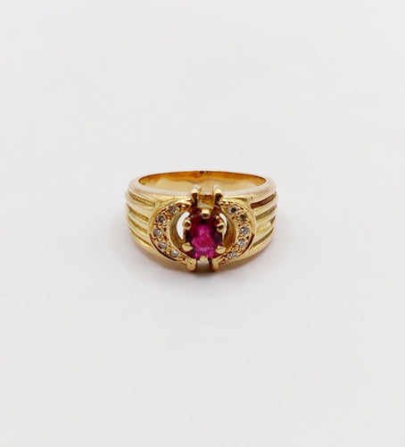 Bague rétro en or 18k avec rubis synthétique et diamants 58 Facettes A01910