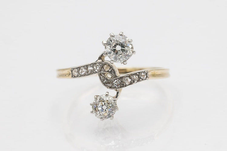 Bague 60 Bague toi et moi Art nouveau en or jaune et platine avec diamants 58 Facettes 11081