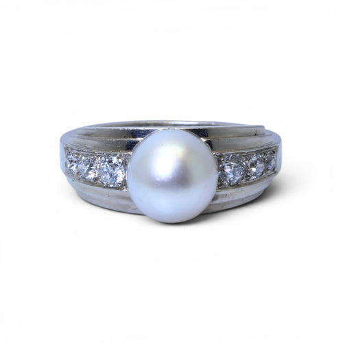 Bague 57 Bague Art déco en platine ornée d’une perle naturelle et diamants 58 Facettes