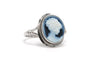 Bague 52 Bague années 60 en or blanc 18 carats sertie d’un camée 58 Facettes B857