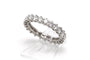 Bague 50 Bague contemporaine en or blanc 18 carats et diamants taille brillant 58 Facettes 23722