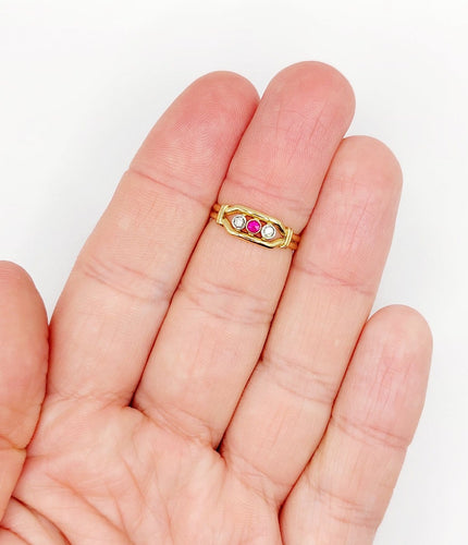 Bague 52.5 Art déco - Bague jarretière en or 18k avec rubis synthétique et diamants 58 Facettes A07035