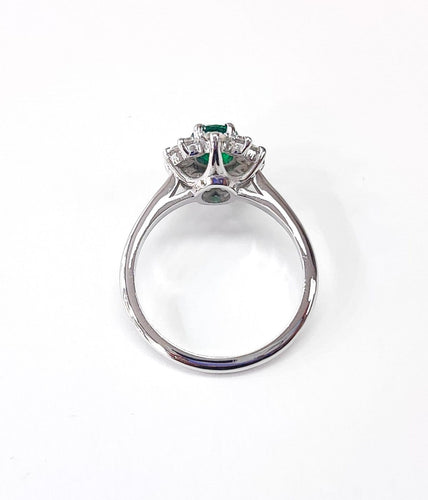 Bague 54 Bague marguerite émeraude et diamants en or blanc 18K 58 Facettes BAG.MARGT.EM.ARC-FA.65