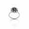Bague 53 Bague marguerite en or blanc 18 carats, saphir et diamants 58 Facettes Bague marguerite en or saphir et diamants