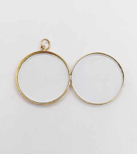 Pendentif Pendentif porte-photo rond ancien en or 18k (circa 1900) 58 Facettes A07040