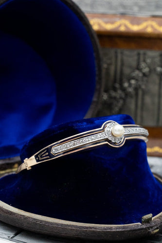 Bracelet Bracelet ancien en or jaune 585 avec diamants, perle et émail 58 Facettes 12015