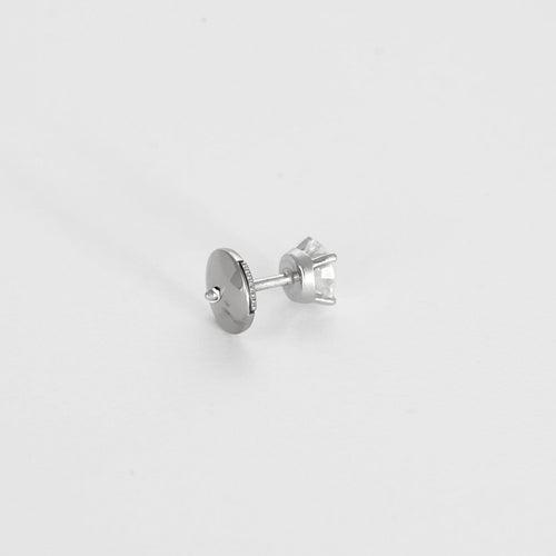 Paire de Boutons d'Oreilles en or gris et diamants 0.50 carat environ chacun 58 Facettes 260179