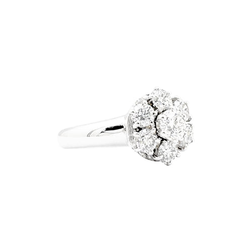 Bague 48 Bague « Fleur », or blanc et diamants. 58 Facettes 35571