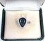 Bague 54 Bague en or blanc avec saphir poire et diamants 58 Facettes 274/26 A