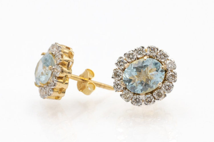 Boucles d'oreilles Boucles d'oreilles puces en or jaune 750, aigues-marines et diamants 58 Facettes 12079