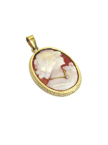 Pendentif Pendentif camée coquillage en or jaune 18 carats avec diamant 58 Facettes 1748566