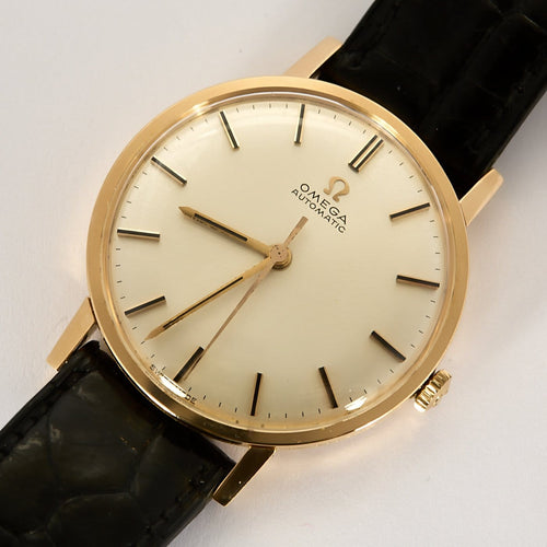Montre Omega - Montre ronde en or rose 18K, cadran blanc nacré, calibre 552 58 Facettes A1172