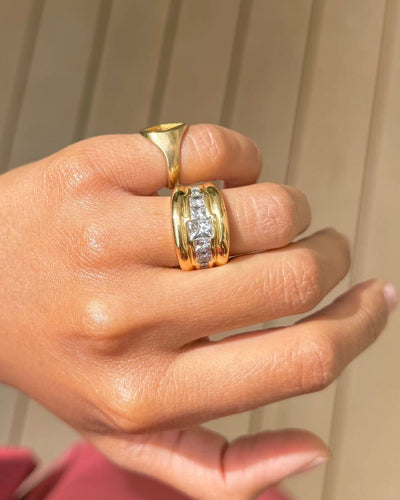 Bague 50 Bague bandeau en or jaune 18 carats et diamants taille princesse 58 Facettes dsq
