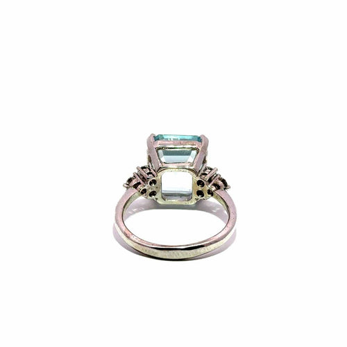 Bague 54 Bague - Aigue-marine 6,0 ct en or blanc 18k et diamants 58 Facettes 50452