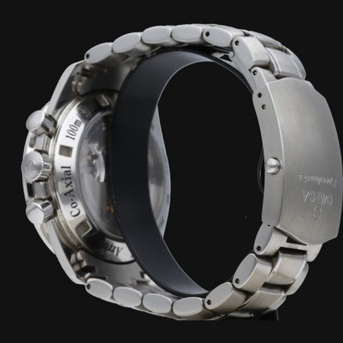 Montre Omega Montre Speedmaster Broad Arrow 58 Facettes MT46304