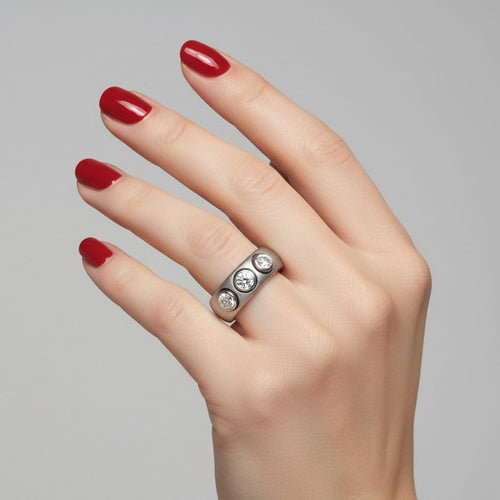 Bague 55 Bague en or blanc 18 carats sertie de 3 diamants 58 Facettes 1.0000179/7