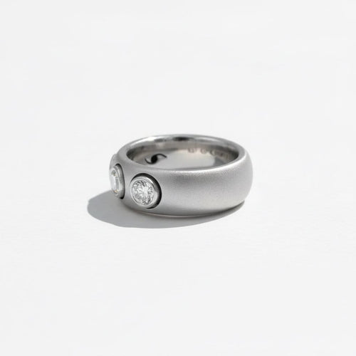 Bague 55 Bague en or blanc 18 carats sertie de 3 diamants 58 Facettes 1.0000179/7