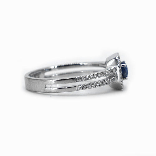 Bague 55 Bague en or blanc 18 carats avec saphir et diamants 58 Facettes Bague 144/1