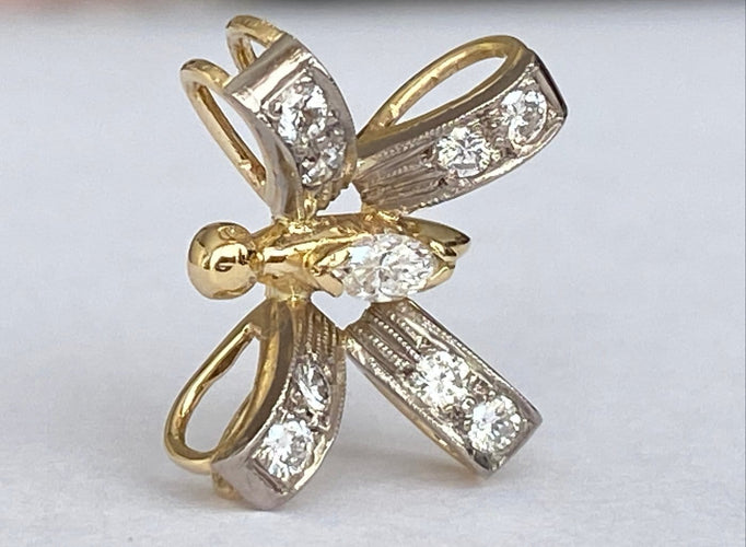 Pendentif Pendentif papillon en or blanc/jaune 18 kt et diamants 58 Facettes pendant