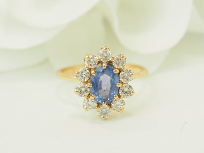 Bague 50.5 Bague entourage en or jaune 18 kt saphir Ceylan 1 ct et diamants 58 Facettes 33720