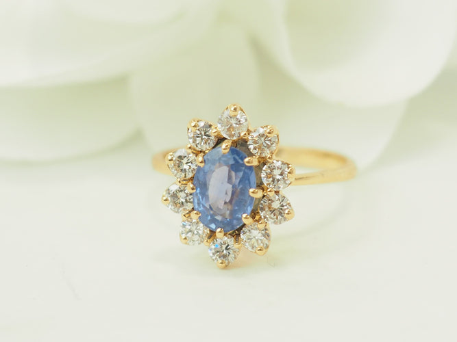 Bague 50.5 Bague entourage en or jaune 18 kt saphir Ceylan 1 ct et diamants 58 Facettes 33720