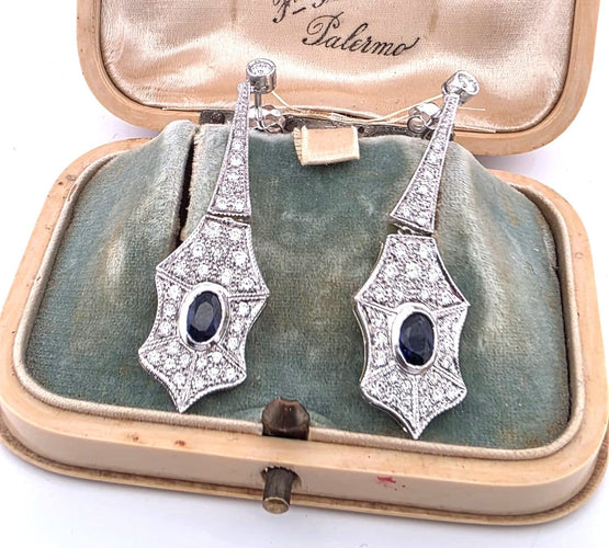 Boucles d'oreilles Boucles d'oreilles - Or blanc 18 ct, saphirs et diamants 58 Facettes 102/26 A