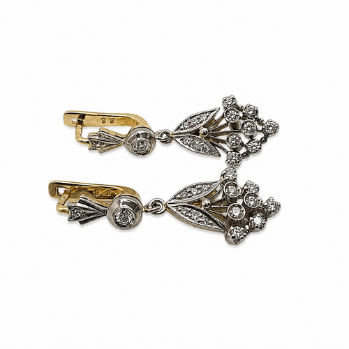 Boucles d'oreilles Boucles d'oreilles bouquet anciennes en or jaune et diamants 58 Facettes Boucles d'oreilles bouquet ancienne en or et diamants