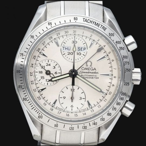 Montre Omega Montre Speedmaster Day Date Chronograph 40Mm 58 Facettes MT46370