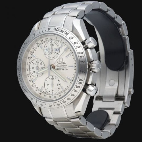 Montre Omega Montre Speedmaster Day Date Chronograph 40Mm 58 Facettes MT46370