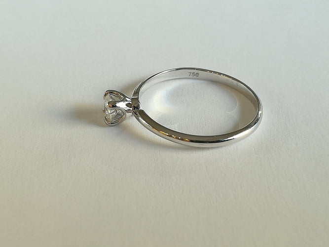 Bague 54 Guy Baruch - Bague solitaire en or blanc 750 sertie d’un diamant 58 Facettes 010