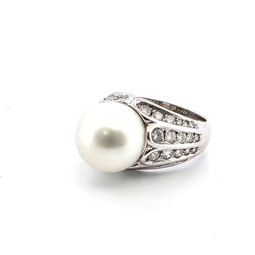Bague 51 Bague en or blanc 18 ct avec perle et diamants 58 Facettes 81/26 C SHD 31/26