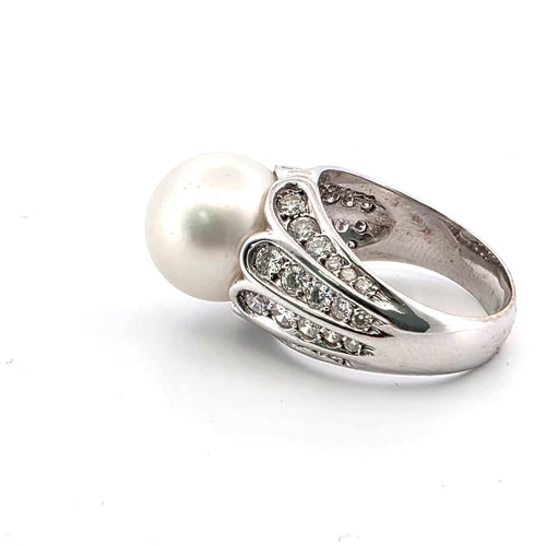 Bague 51 Bague en or blanc 18 ct avec perle et diamants 58 Facettes 81/26 C SHD 31/26