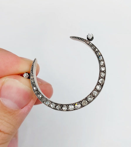 Pendentif Pendentif victorien croissant de lune en or rose 18k, argent et diamants 58 Facettes A07057