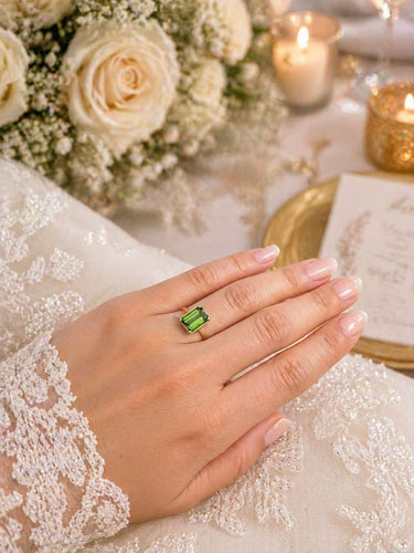 Bague 54 Infinity Green - Bague solitaire en or jaune 18k et tourmaline verte 58 Facettes 50459