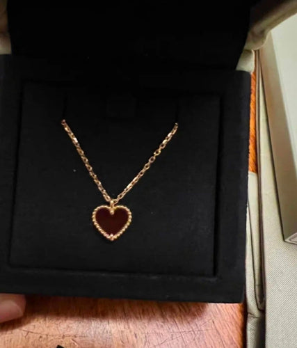 Collier Van Cleef & Arpels Sweet Alhambra - Collier en or rose et cornaline 58 Facettes Jnci11