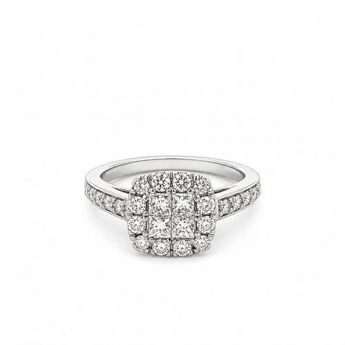 Bague 50 Bague cluster pavée en or blanc 18 carats et diamants 58 Facettes 50461