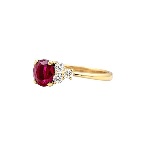Bague 50 Bague or jaune, rubis et diamants. 58 Facettes 35599