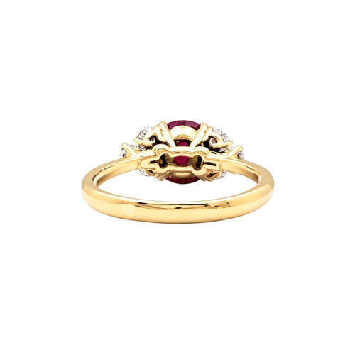 Bague 50 Bague or jaune, rubis et diamants. 58 Facettes 35599
