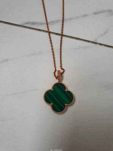 Collier Van Cleef & Arpels Magic Alhambra - Sautoir 1 motif en or jaune et malachite 58 Facettes Jnci15