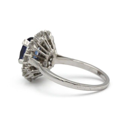 Bague 55 Bague marguerite en or blanc 750 et platine, saphir de Ceylan 2,60 ct 58 Facettes 1391