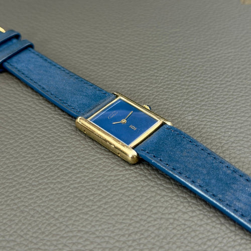 Montre Cartier Tank Must Vermeil GM - Montre à cadran bleu lapis 58 Facettes 015