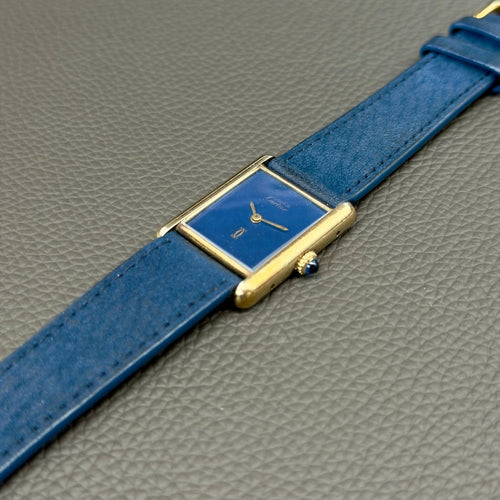 Montre Cartier Tank Must Vermeil GM - Montre à cadran bleu lapis 58 Facettes 015