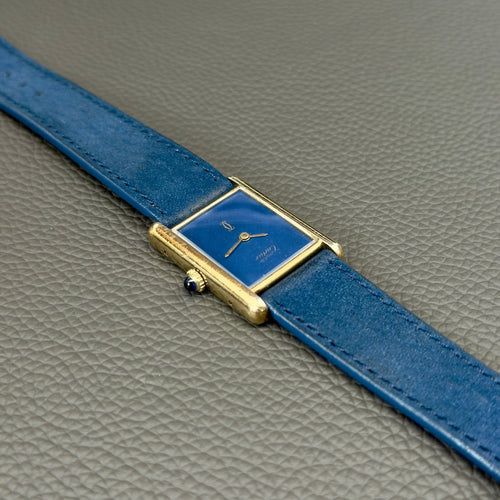 Montre Cartier Tank Must Vermeil GM - Montre à cadran bleu lapis 58 Facettes 015