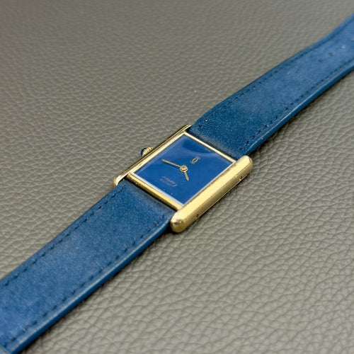 Montre Cartier Tank Must Vermeil GM - Montre à cadran bleu lapis 58 Facettes 015