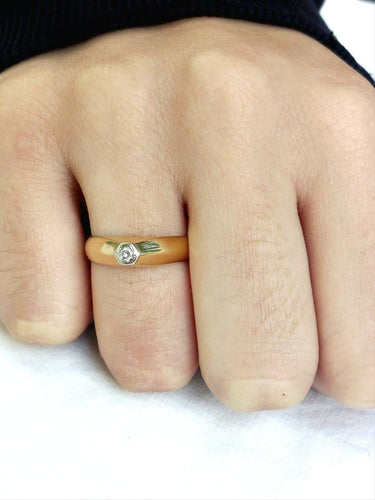 Bague 53 Bague dôme en or jaune 18 carats et diamant 58 Facettes id: 1752936
