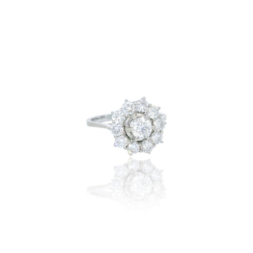 Bague 58 Bague cluster en or blanc 18K et diamants 58 Facettes
