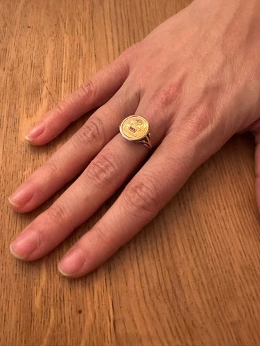 Bague 56 Augis - Bague en or jaune 18 carats, diamant et rubis synthétiques 58 Facettes id: 1753504