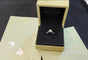 Bague 47 Van Cleef & Arpels Romance - Solitaire en platine avec diamant 1,04 ct 58 Facettes Jnci18