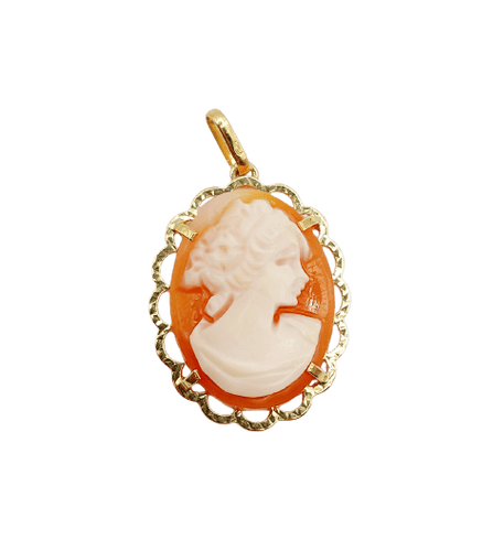 Pendentif Pendentif camée sur coquillage en or jaune 18k 58 Facettes A07079